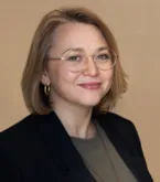 Anna Kolobova