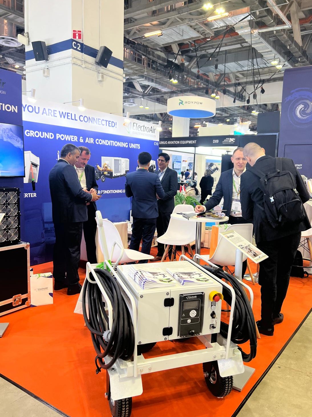 EAR-800M Showcased at IASEA 2025 ElectroAir EAR-800M on display at IASEA 2025 exhibition with attendees discussing equipment.