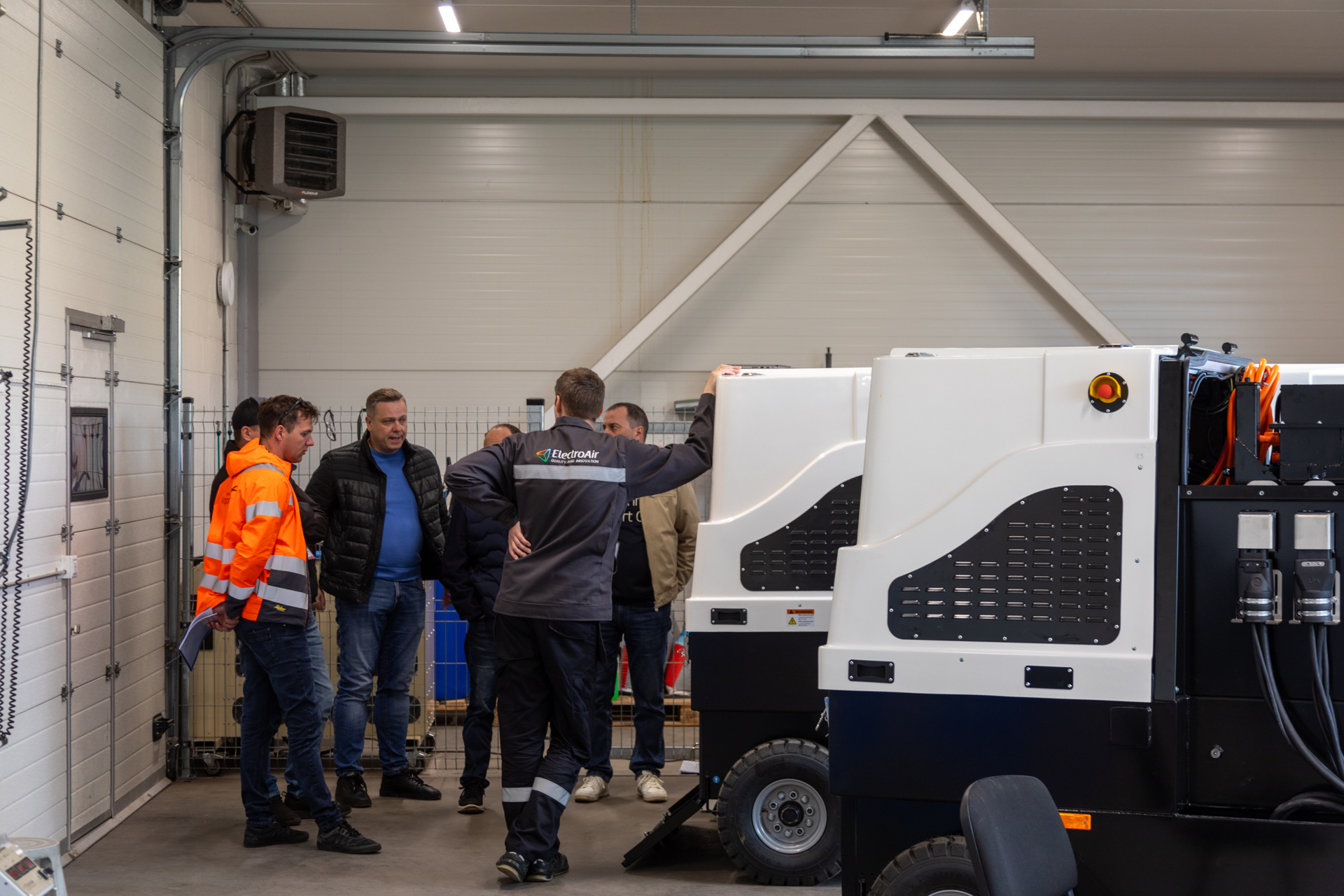 ElectroAir team demonstrating GPU operation and training session