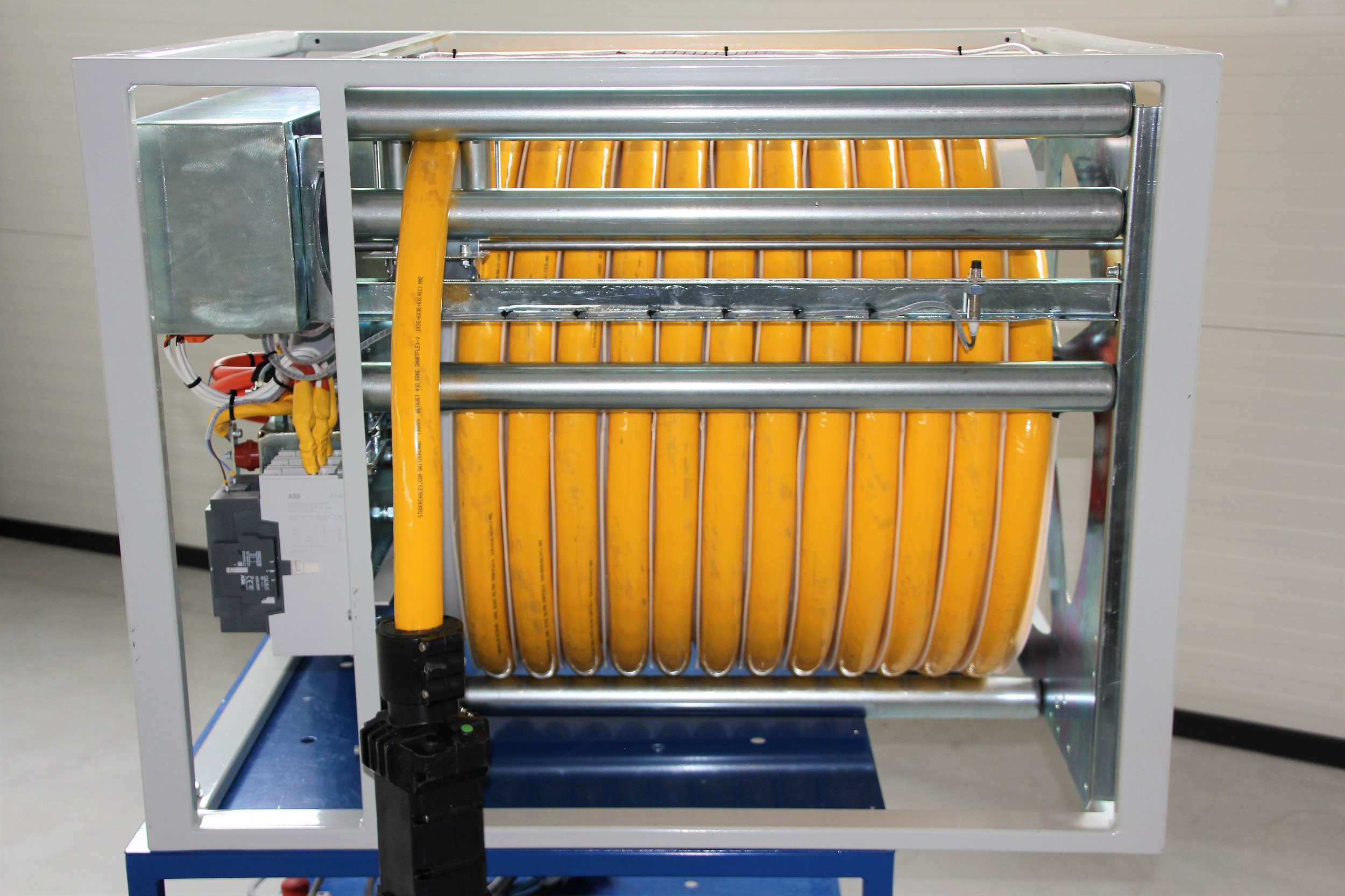ElectroAir motorized under-ramp cable coil for airport ground power systems